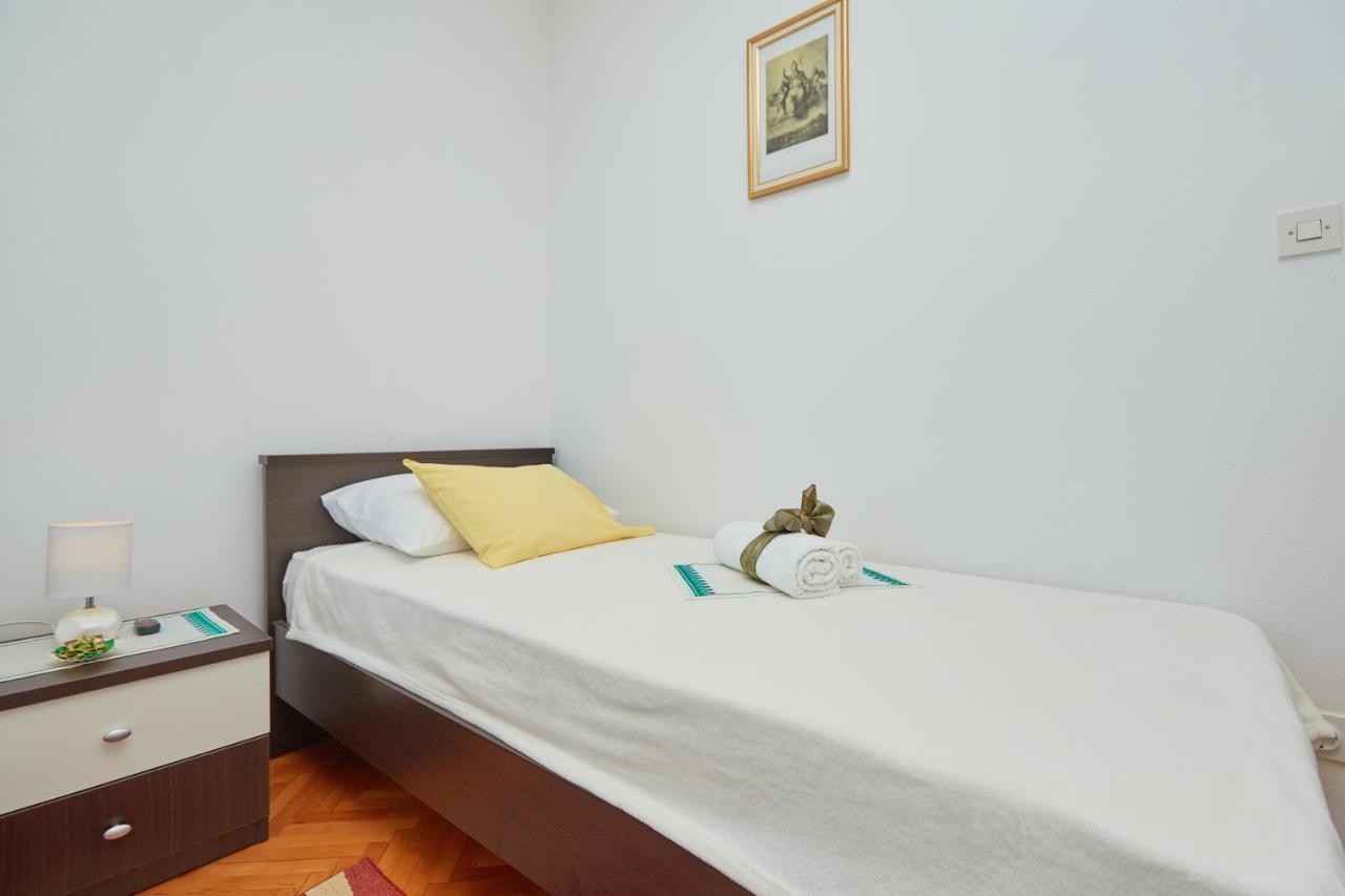Guest House Medzalin ดูบรอฟนิก ภายนอก รูปภาพ